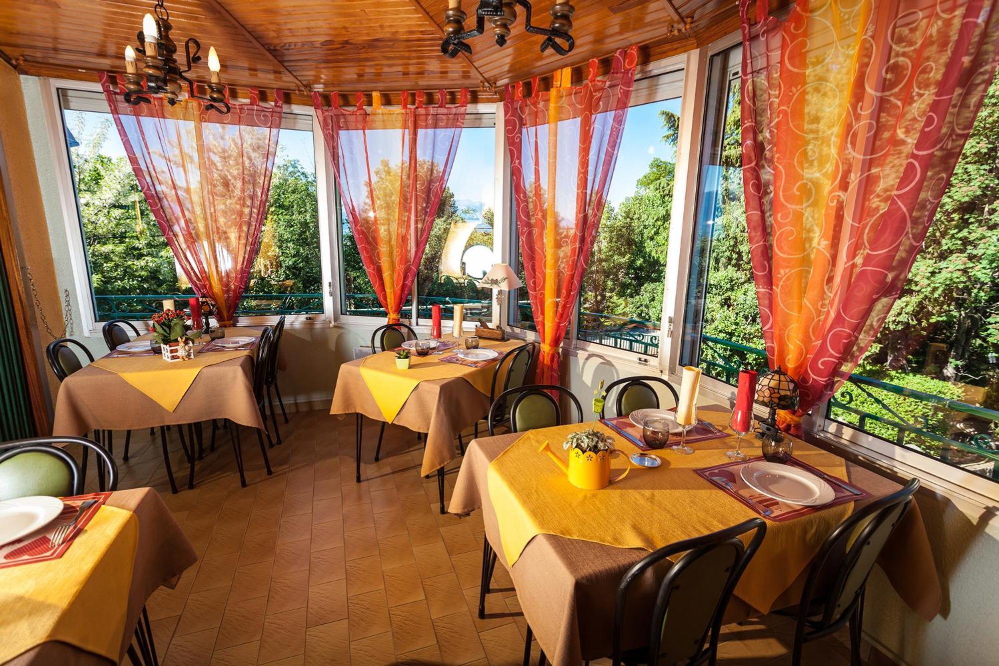 Relais Du Belloch アングストリンヌ エクステリア 写真