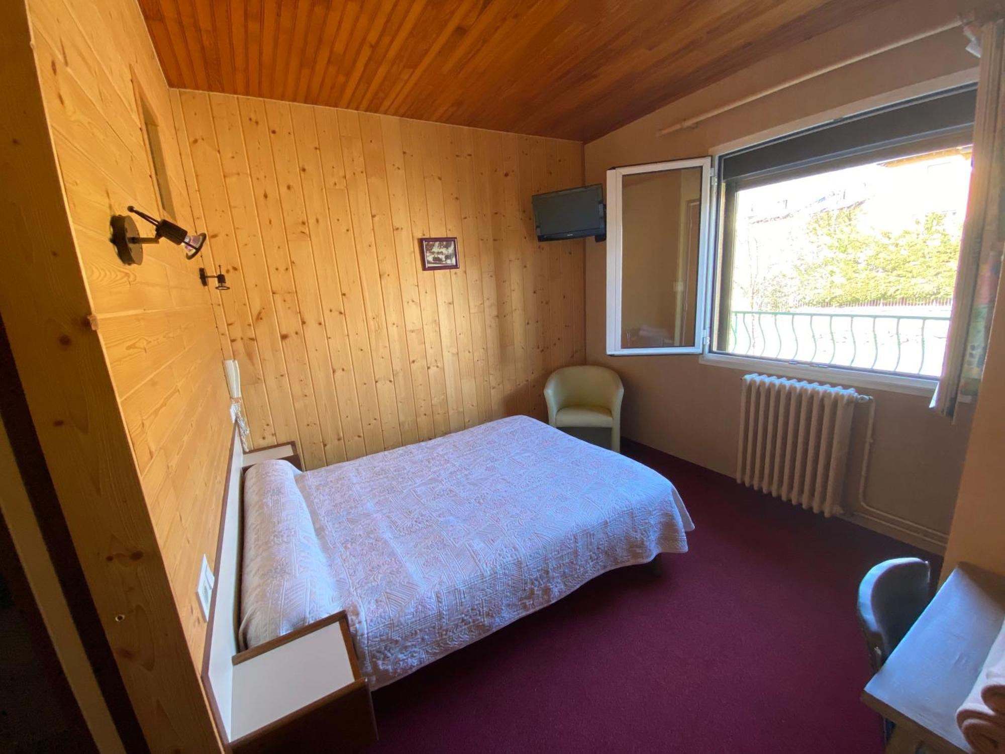 Relais Du Belloch アングストリンヌ エクステリア 写真